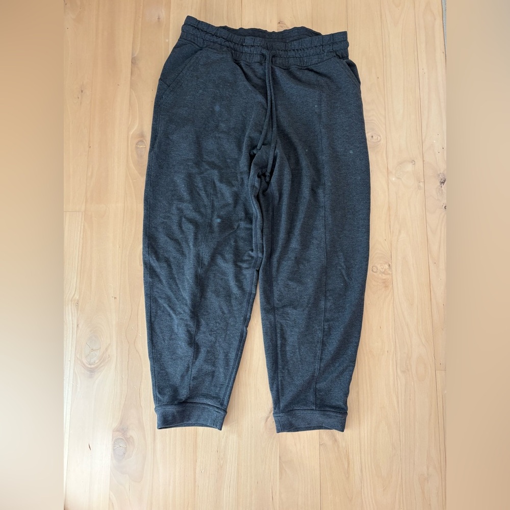 Lululemon at my Leisure crop jogger